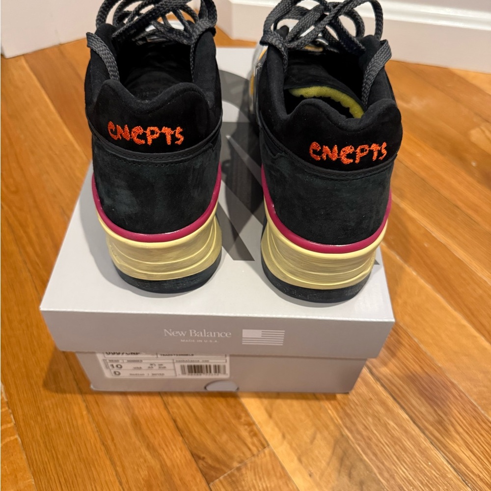 New Balance Classics U997CNP Sneakers